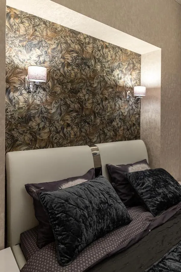 Historic Apartment Sofia In The Old Town Lviv